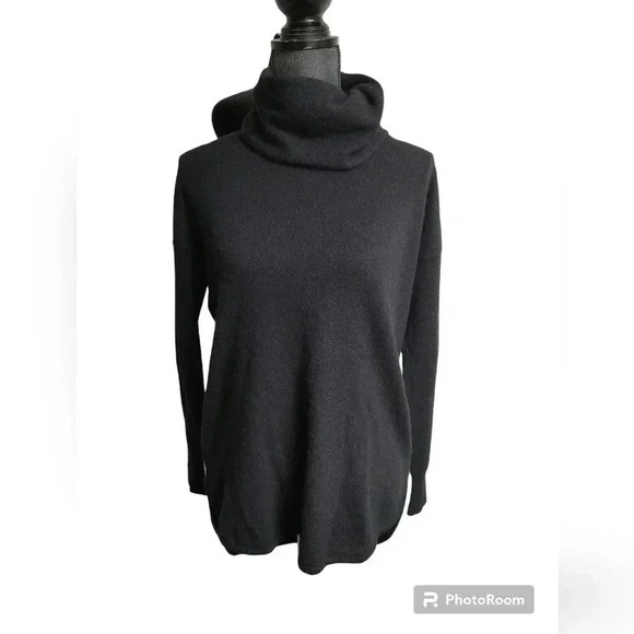 White Warren 100% cashmere turtleneck sweater - Picture 1 of 3